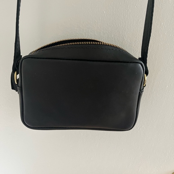 Portland Leather Almost Perfect Black Camera Purse Small - Picture 6 of 7